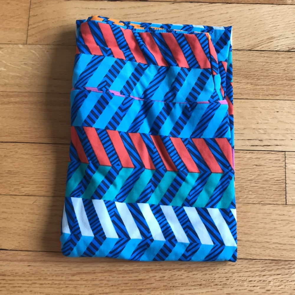 New LuLaRoe Leggings. Tall and Curvy